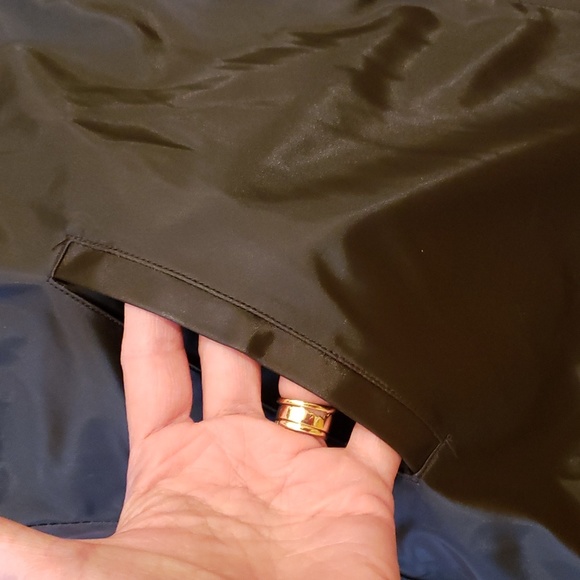 Reversible faux vest with pockets - Picture 11 of 13